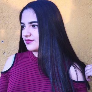 Meet your Posher, Daniela